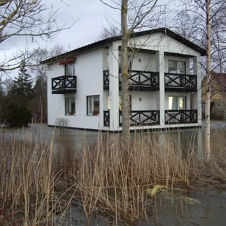 Tuule Kuressaare