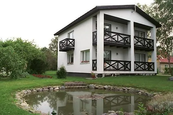 펜션 Tuule 쿠레사아레